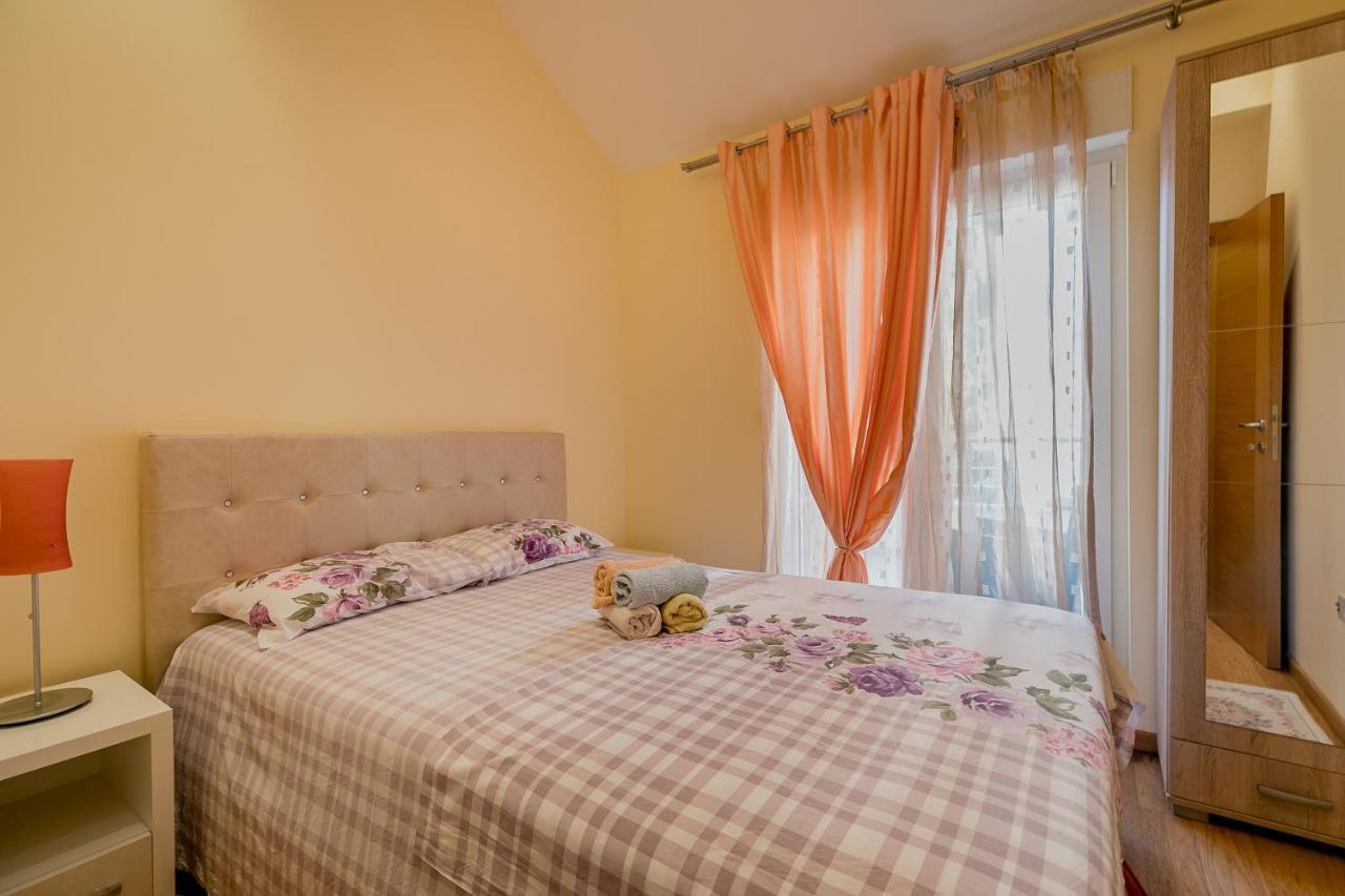 Apartments Rivijera Herceg Novi Bagian luar foto