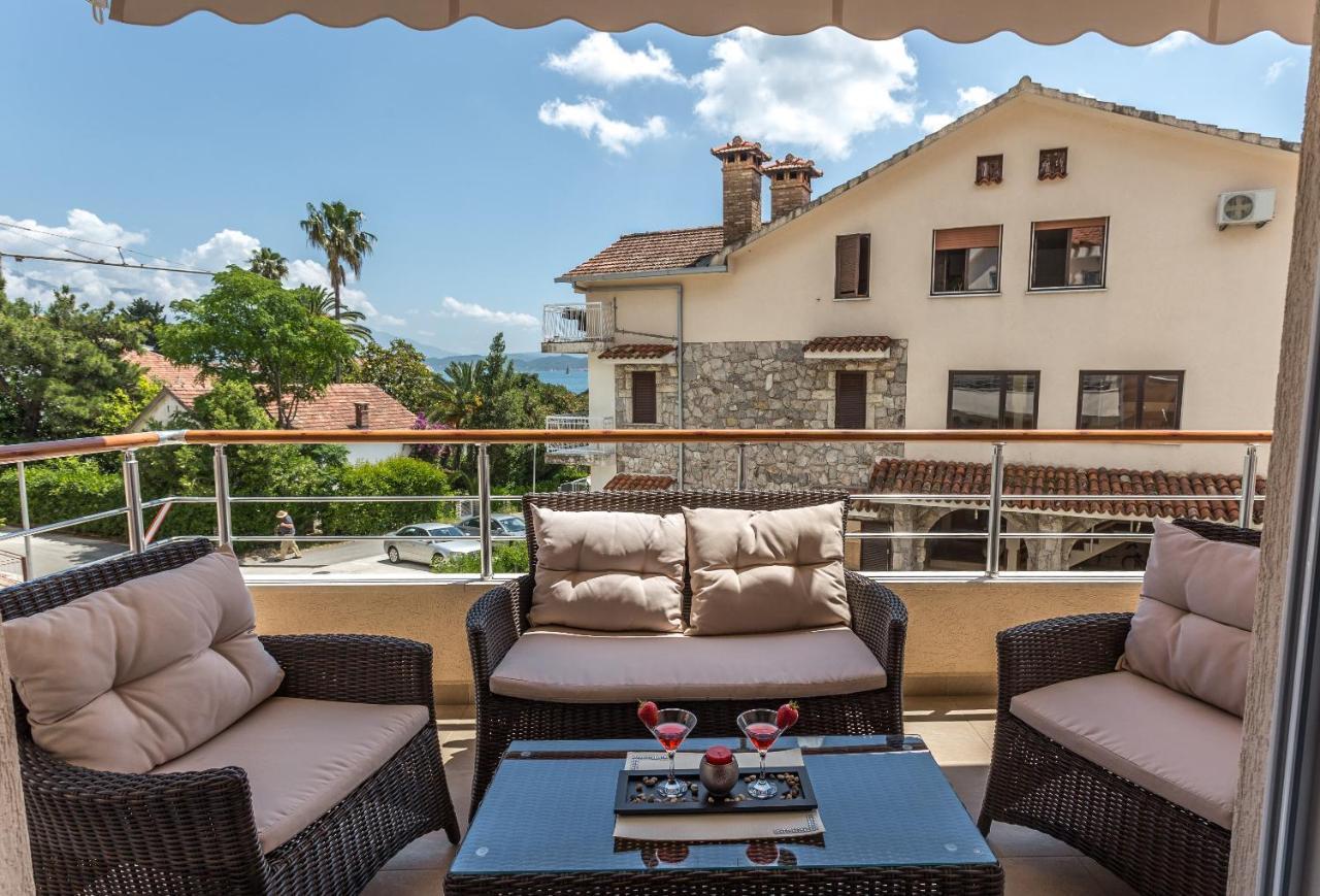 Apartments Rivijera Herceg Novi Bagian luar foto