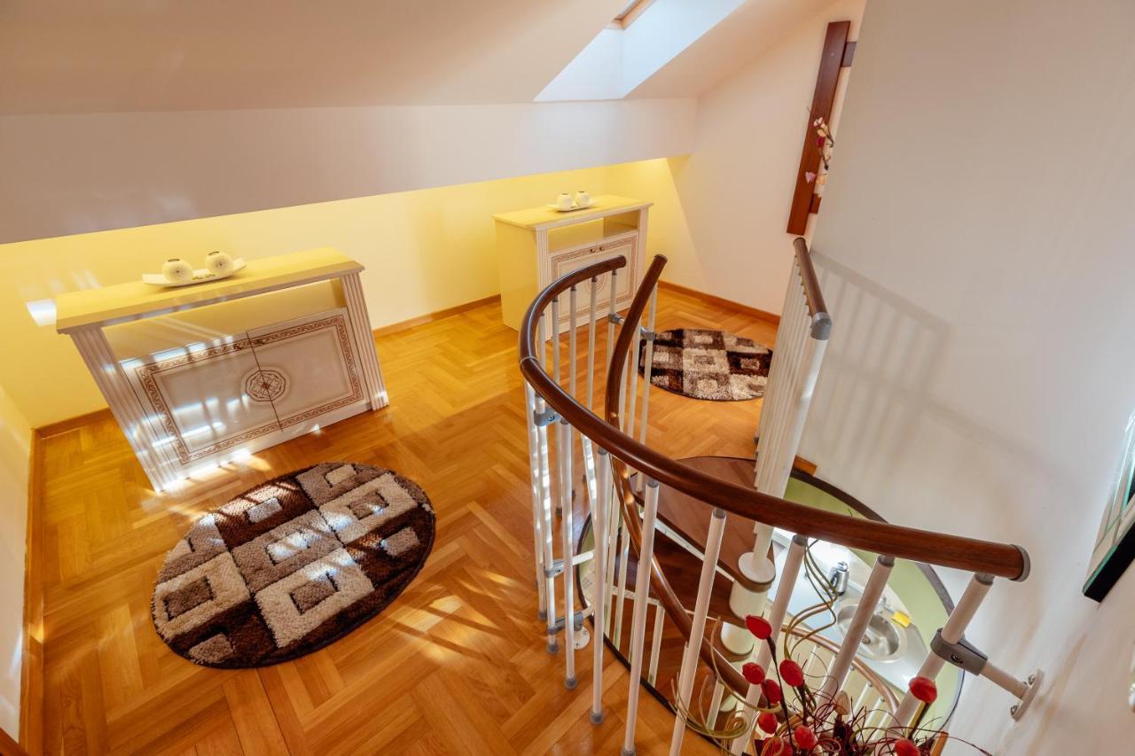 Apartments Rivijera Herceg Novi Bagian luar foto