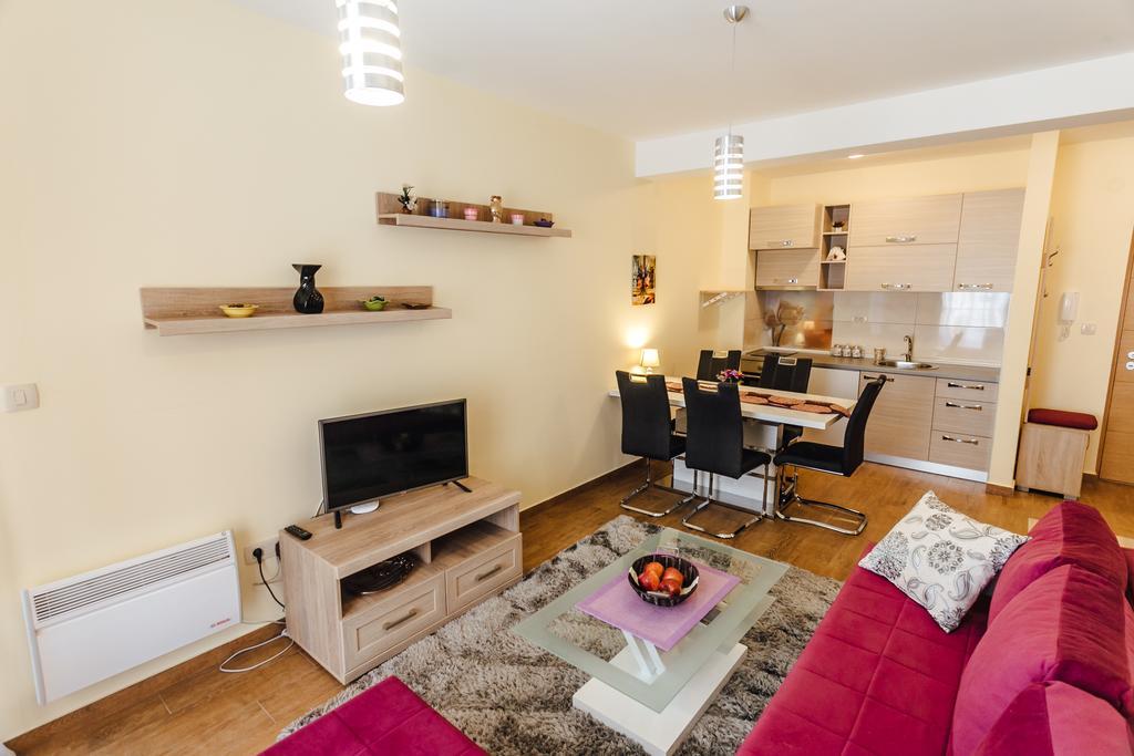 Apartments Rivijera Herceg Novi Bagian luar foto