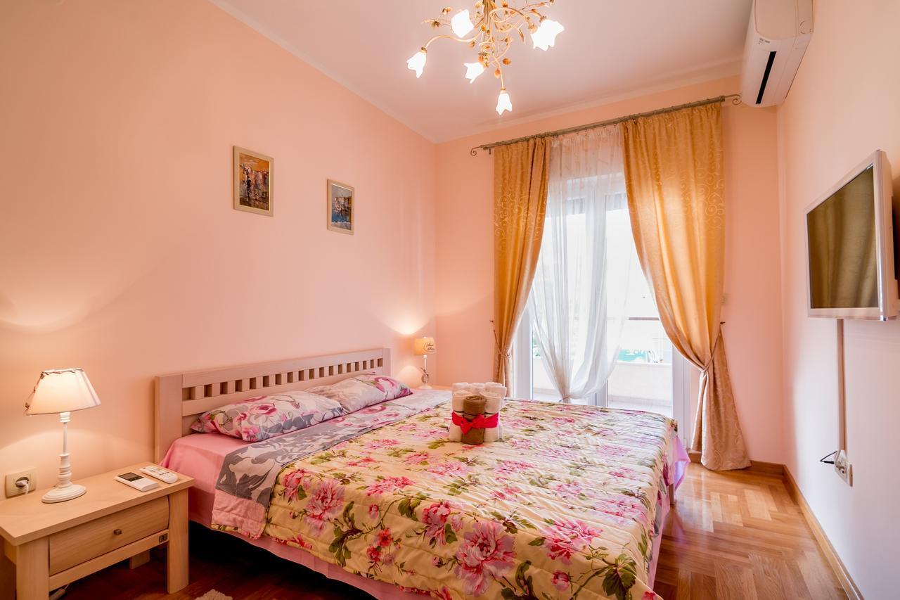 Apartments Rivijera Herceg Novi Bagian luar foto
