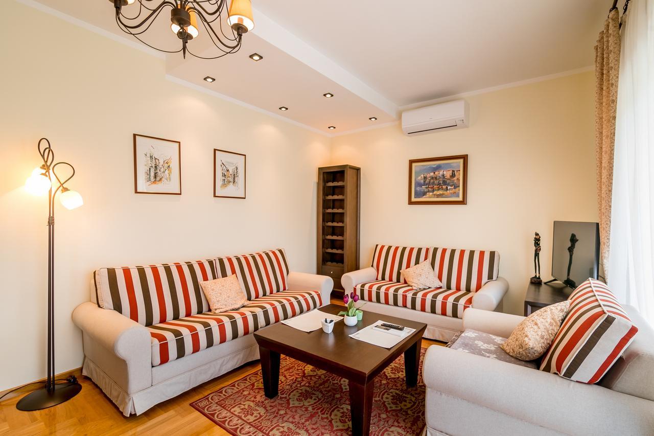 Apartments Rivijera Herceg Novi Bagian luar foto