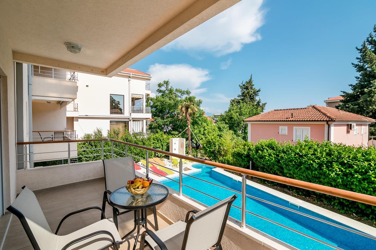 Apartments Rivijera Herceg Novi Bagian luar foto