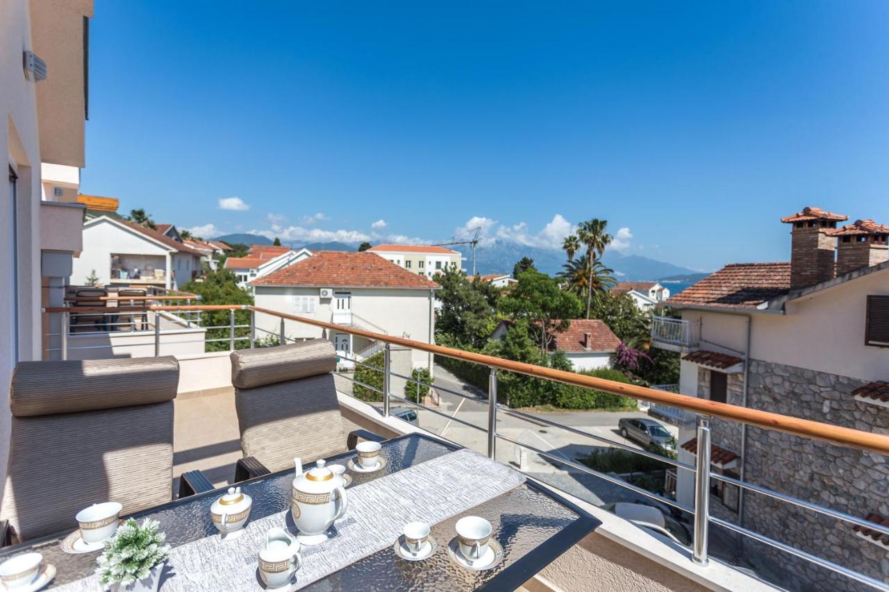 Apartments Rivijera Herceg Novi Bagian luar foto
